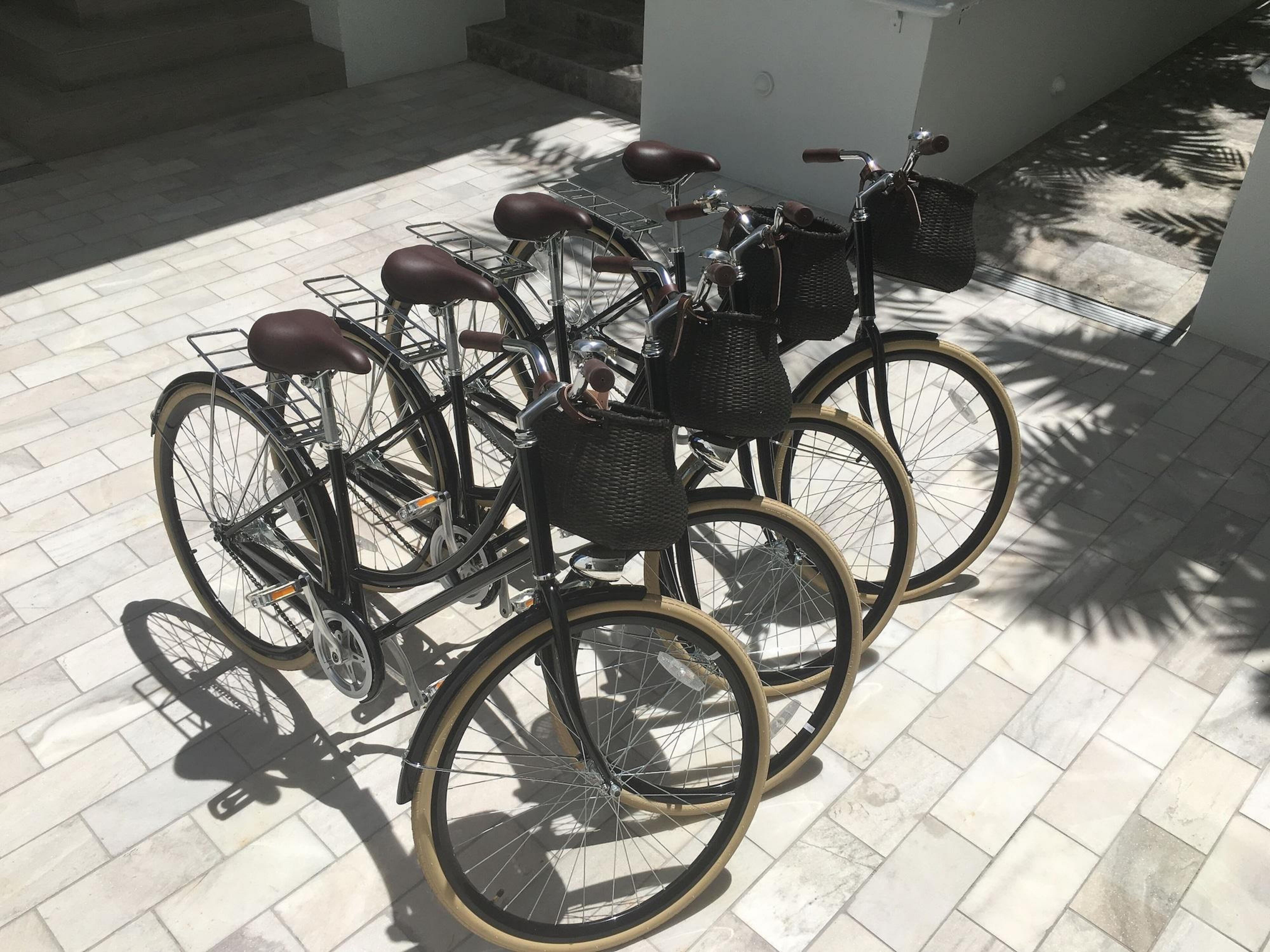 Urbanica Euclid — Photos 2